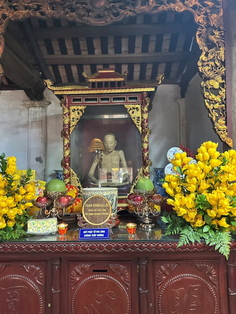 nghiên cứu chuyên sâu về hai bảo vật quốc gia tại chùa Đậu hình ảnh 3 nghien cuu chuyen sau ve hai bao vat quoc gia tai chua Dau hinh anh 3