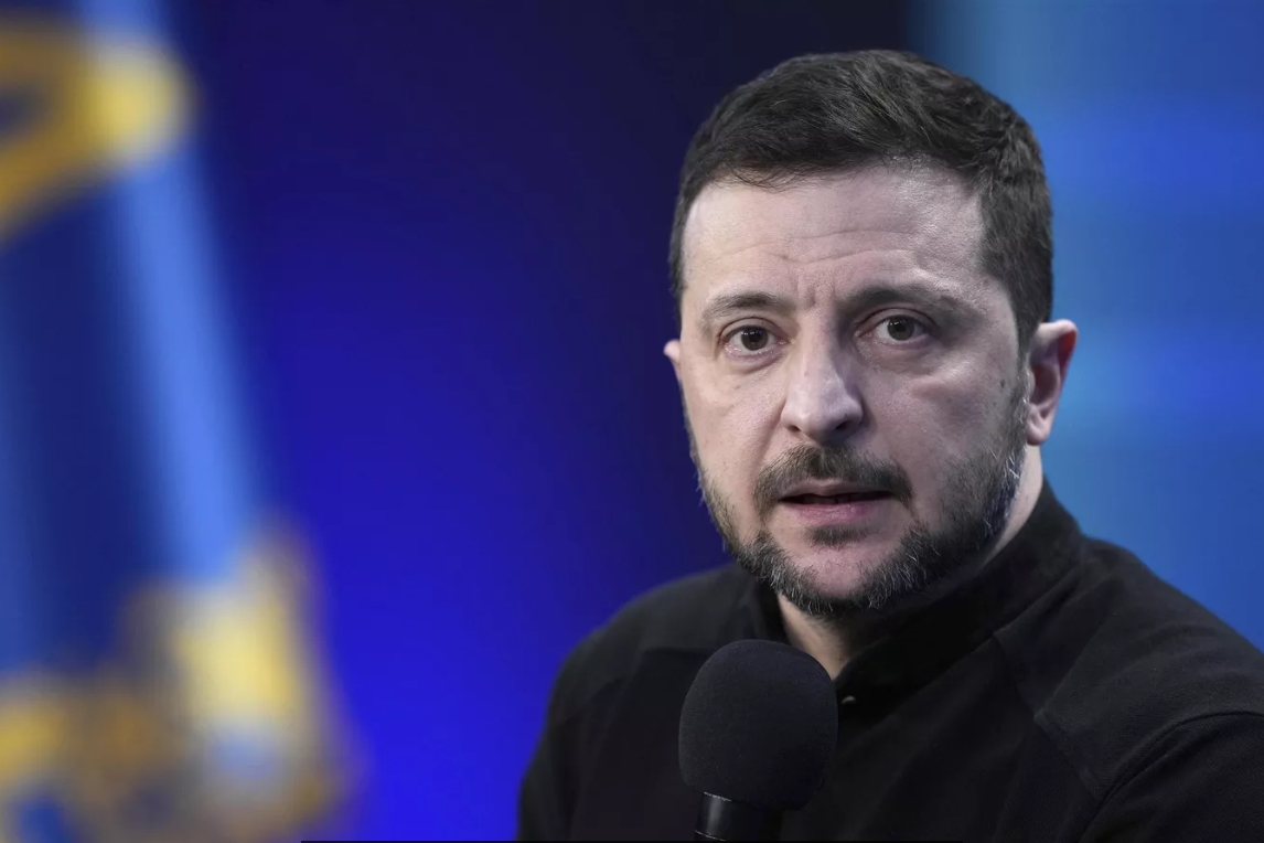Ukraine "tiến thoái lưỡng nan" trước đề xuất ký kết thỏa thuận khai khoáng với Mỹ