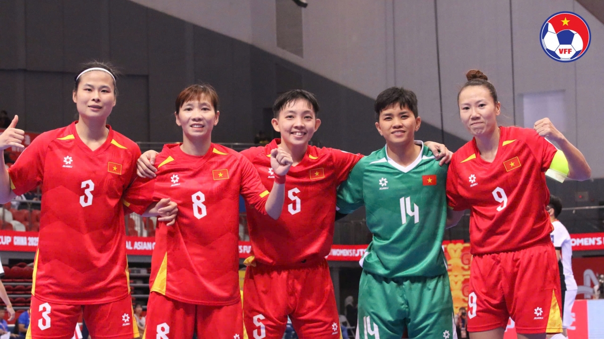 Đt futsal nữ việt nam thắng đậm trong ngày ra quân giải châu Á hình ảnh 2 Dt futsal nu viet nam thang dam trong ngay ra quan giai chau A hinh anh 2