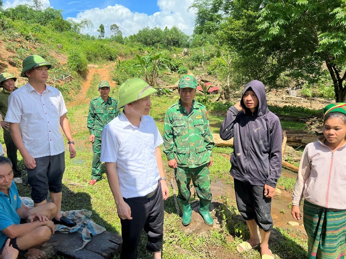 xa hanh dich, que phong, nghe an tan hoang sau lu quet hinh anh 10