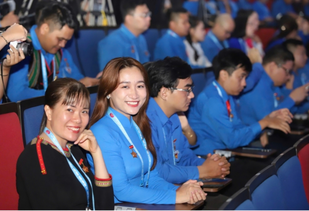 tự hào thanh niên thế hệ bác hồ hình ảnh 4 tu hao thanh nien the he bac ho hinh anh 4