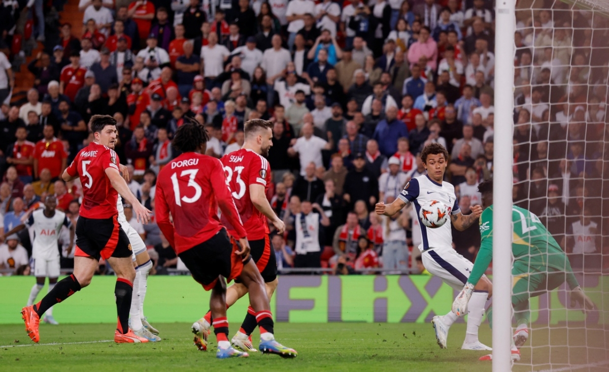 tottenham hạ gục mu để đăng quang ngôi vô địch cúp c2 châu Âu 2024 2025 hình ảnh 4 tottenham ha guc mu de dang quang ngoi vo dich cup c2 chau Au 2024 2025 hinh anh 4
