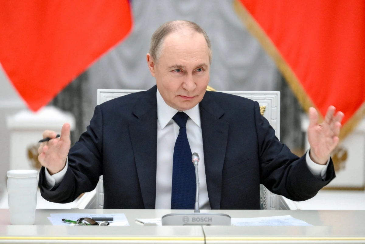 Ông Putin đổi giọng cứng rắn hơn, cái giá cho hòa bình Ukraine ngày càng đắt?