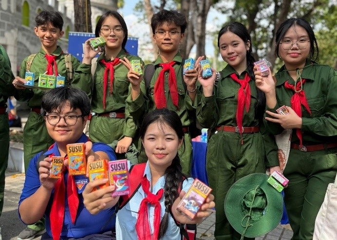 Vinamilk accompanies good children to celebrate 135 years of Uncle Ho's birthday, photo 10