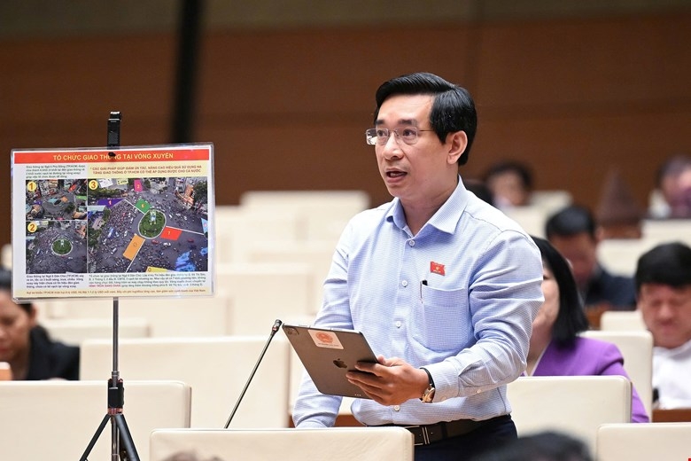 Đại biểu quốc hội hiến kế giảm ùn tắc giao thông ở vòng xoay trung tâm hình ảnh 1 Dai bieu quoc hoi hien ke giam un tac giao thong o vong xoay trung tam hinh anh 1