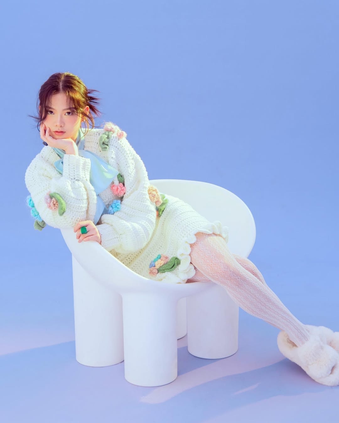 Ánh sáng aza - em út tài năng của em xinh say hi hình ảnh 4 Anh sang aza - em ut tai nang cua em xinh say hi hinh anh 4