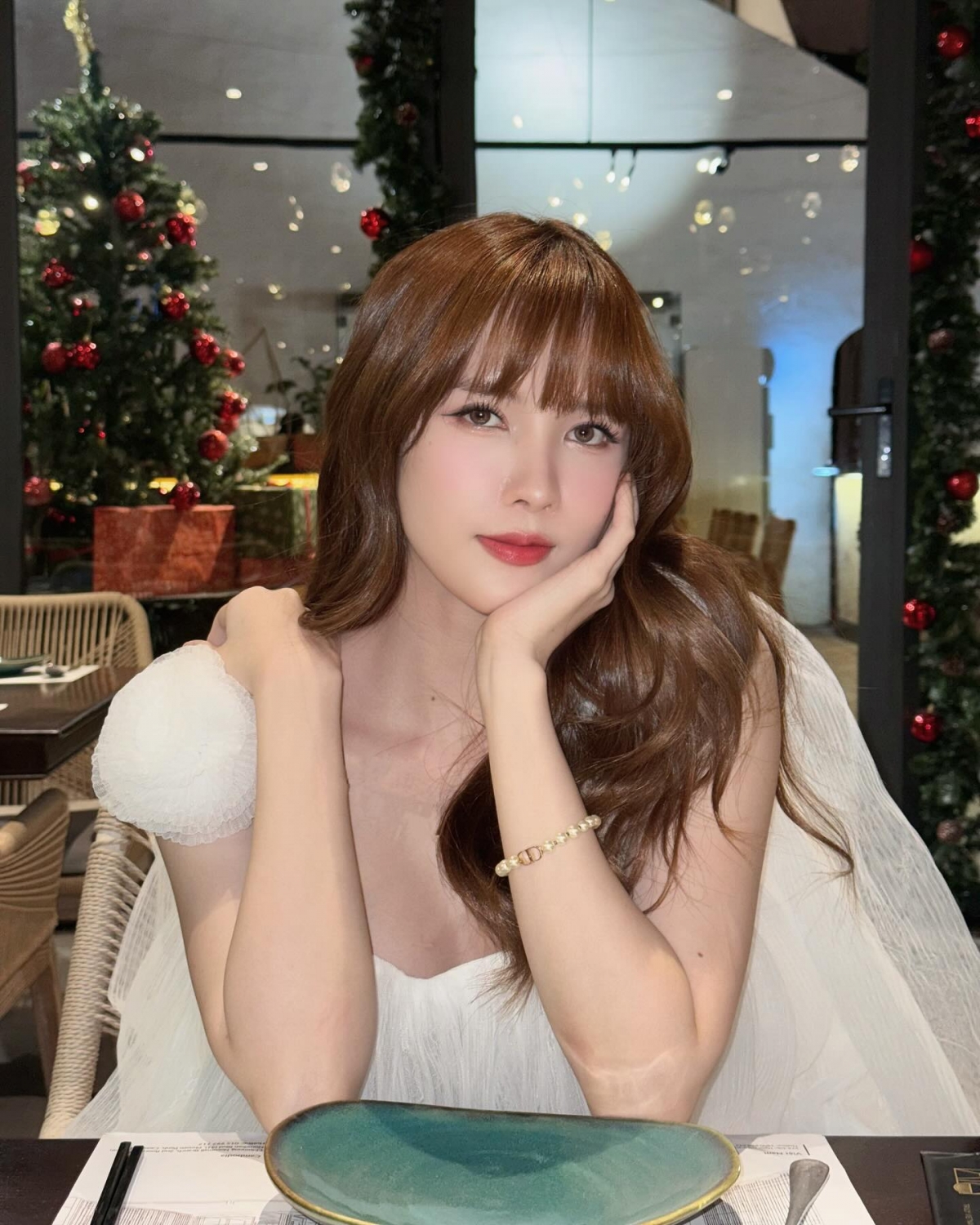 sao việt 18 5 hồ quỳnh hương khóc khi nghe con trai nói yêu bố mẹ hình ảnh 4 sao viet 18 5 ho quynh huong khoc khi nghe con trai noi yeu bo me hinh anh 4