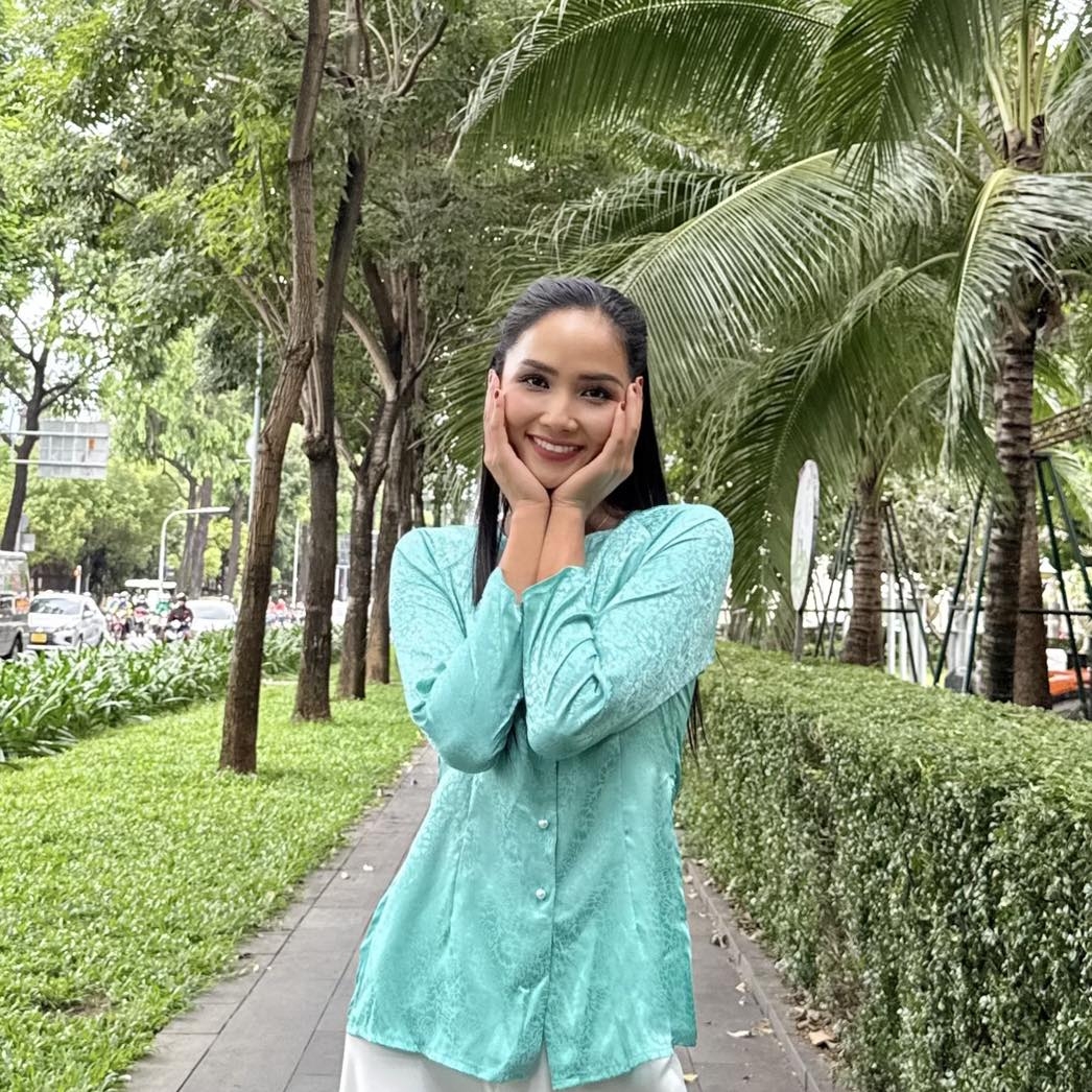 sao việt 11 5 khả ngân vướng nghi vấn phẫu thuật thẩm mỹ hình ảnh 7 sao viet 11 5 kha ngan vuong nghi van phau thuat tham my hinh anh 7