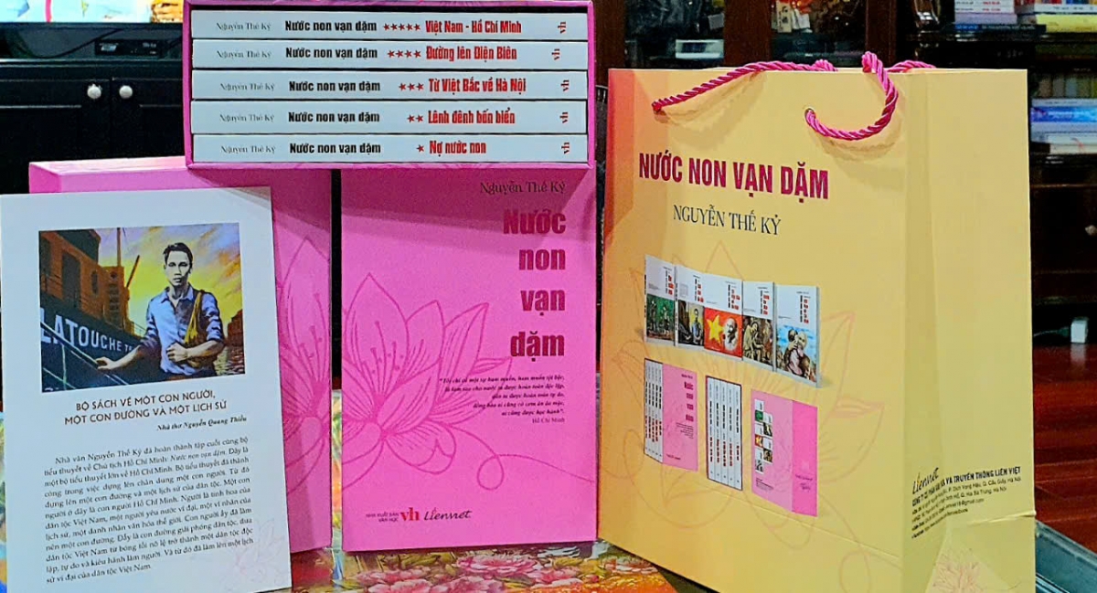 tap 5 bo tieu thuyet nuoc non van dam buc chan dung tron ven ve bac ho hinh anh 2