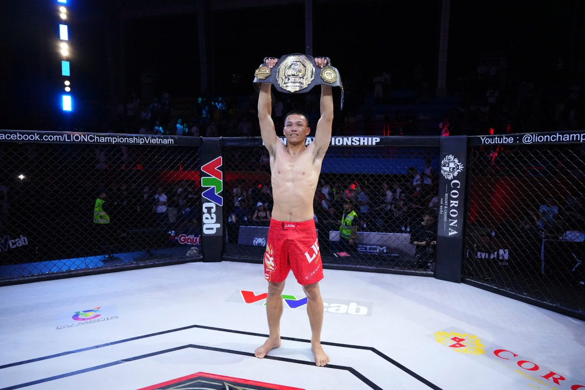 phạm công minh bảo vệ đai vô địch lion championship 22 sau trận đấu cảm xúc hình ảnh 6 pham cong minh bao ve dai vo dich lion championship 22 sau tran dau cam xuc hinh anh 6