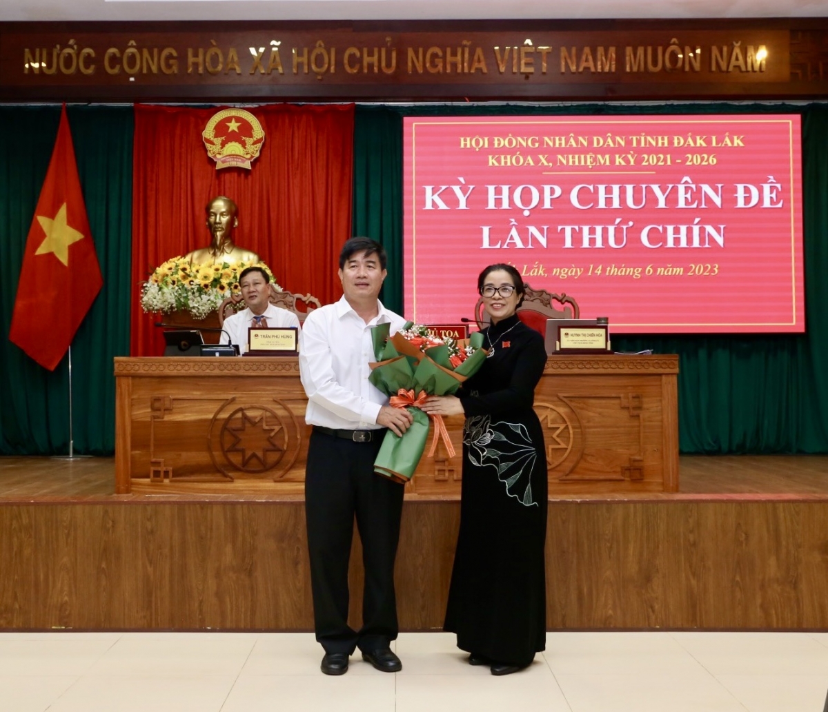 Ông Nguyễn Thiên Văn được giao Quyền Chủ tịch UBND tỉnh Đắk Lắk