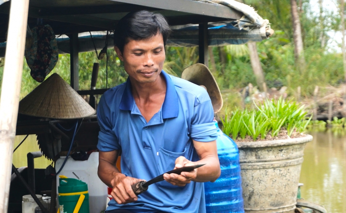 Đập búa trên sông - nghề từng phổ biến nay hiếm có khó tìm hình ảnh 7 Dap bua tren song - nghe tung pho bien nay hiem co kho tim hinh anh 7