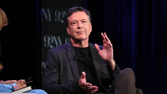 cựu giám đốc fbi james comey bị điều tra vì nghi ngờ kêu gọi ám sát ông trump hình ảnh 1 cuu giam doc fbi james comey bi dieu tra vi nghi ngo keu goi am sat ong trump hinh anh 1