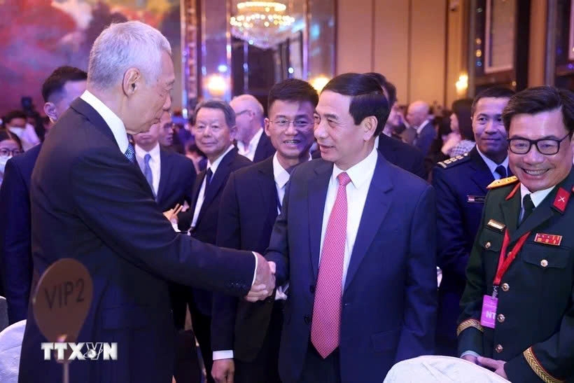vietnamese defence minister attends shangri-la dialogue in singapore picture 1 vietnamese defence minister attends shangri-la dialogue in singapore picture 1