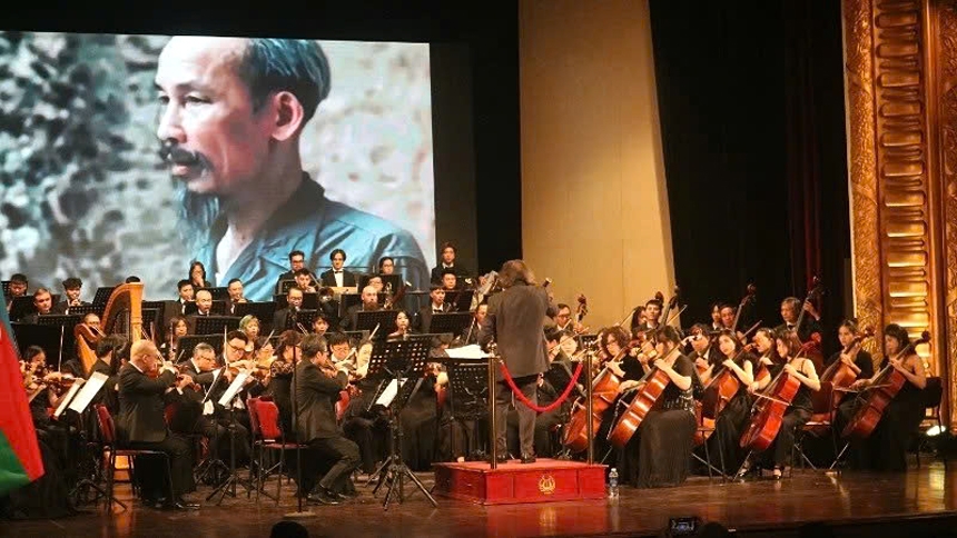 hanoi concert highlights vietnam -azerbaijan friendship picture 1 hanoi concert highlights vietnam -azerbaijan friendship picture 1