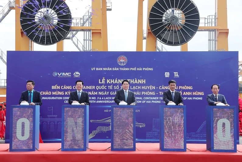 state president attends inauguration of int l container terminals in hai phong picture 1 state president attends inauguration of int l container terminals in hai phong picture 1