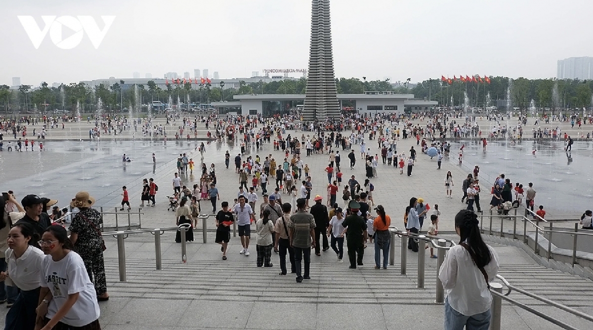 diverse activities mark 50 years of national reunification picture 1