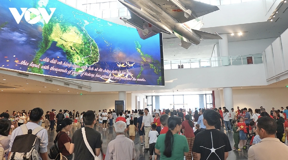 diverse activities mark 50 years of national reunification picture 7