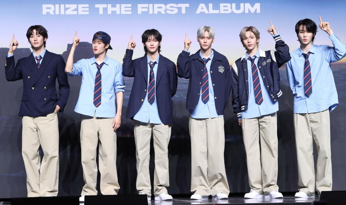 album phòng thu đầu tiên của nhóm riize hành trình âm nhạc vươn ra thế giới hình ảnh 1 album phong thu dau tien cua nhom riize hanh trinh am nhac vuon ra the gioi hinh anh 1