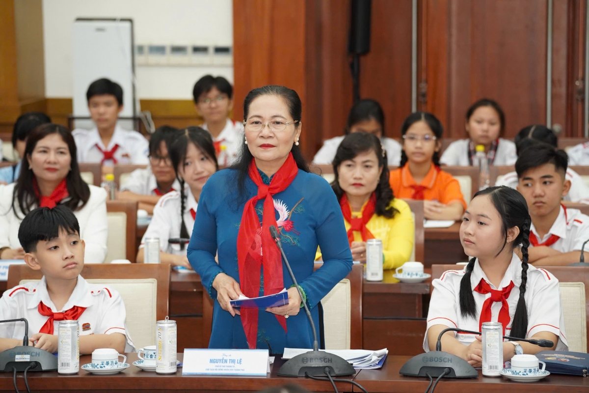 thiếu nhi tphcm mong muốn được ứng dụng công nghệ trong học tập nhiều hơn nữa hình ảnh 3 thieu nhi tphcm mong muon duoc ung dung cong nghe trong hoc tap nhieu hon nua hinh anh 3
