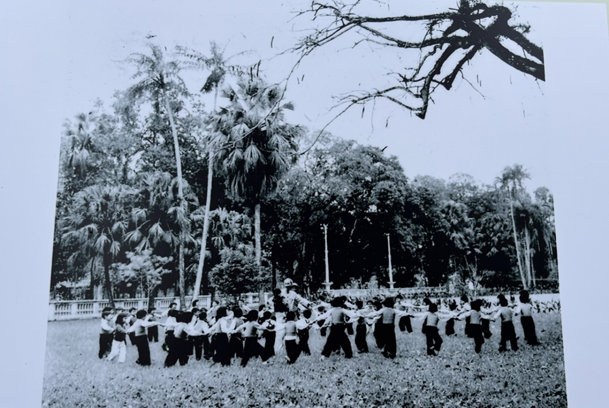 khu di tich chu tich ho chi minh to chuc chuoi hoat dong mung sinh nhat bac hinh anh 8 khu di tich chu tich ho chi minh to chuc chuoi hoat dong mung sinh nhat bac hinh anh 8