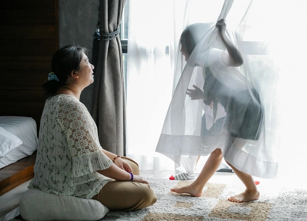 Vợ đi trông cháu, cả năm tôi mới được "gặp vợ" đôi ba lần