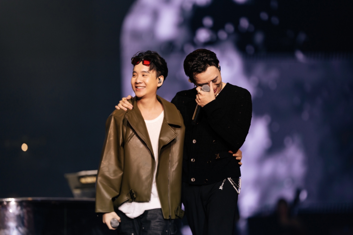 soobin chơi đàn bầu cùng bố, mang làng quê bắc bộ lên sân khấu live-concert hình ảnh 7 soobin choi dan bau cung bo, mang lang que bac bo len san khau live-concert hinh anh 7