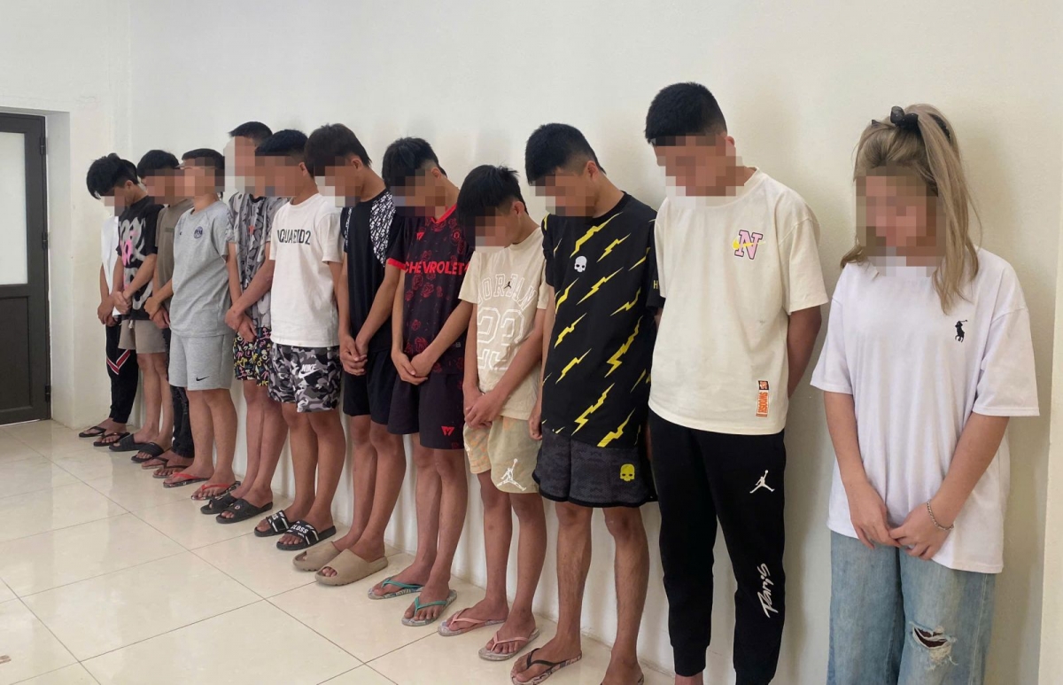 Tạm giữ hình sự các đối tượng gây rối trật tự công cộng tại thành phố Sầm Sơn