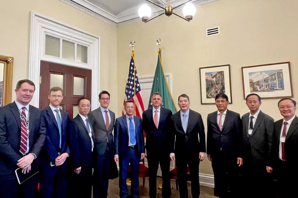 vietnam and united states boost financial cooperation picture 1 vietnam and united states boost financial cooperation picture 1