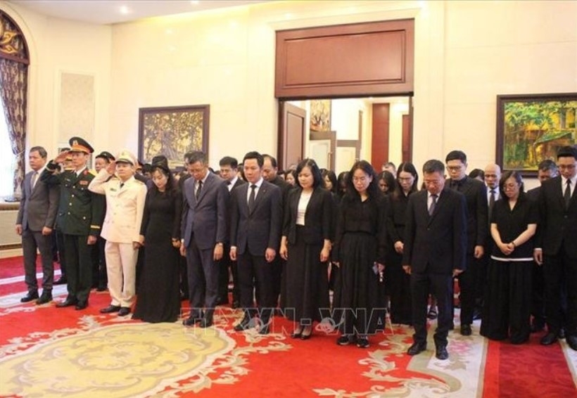 vietnamese embassies across asia commemorate former president tran duc luong picture 2 vietnamese embassies across asia commemorate former president tran duc luong picture 2