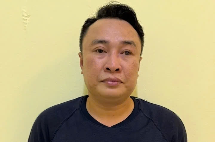 tạm giữ tài xế say xỉn được 3 người giải cứu khi bị csgt khống chế hình ảnh 1 tam giu tai xe say xin duoc 3 nguoi giai cuu khi bi csgt khong che hinh anh 1