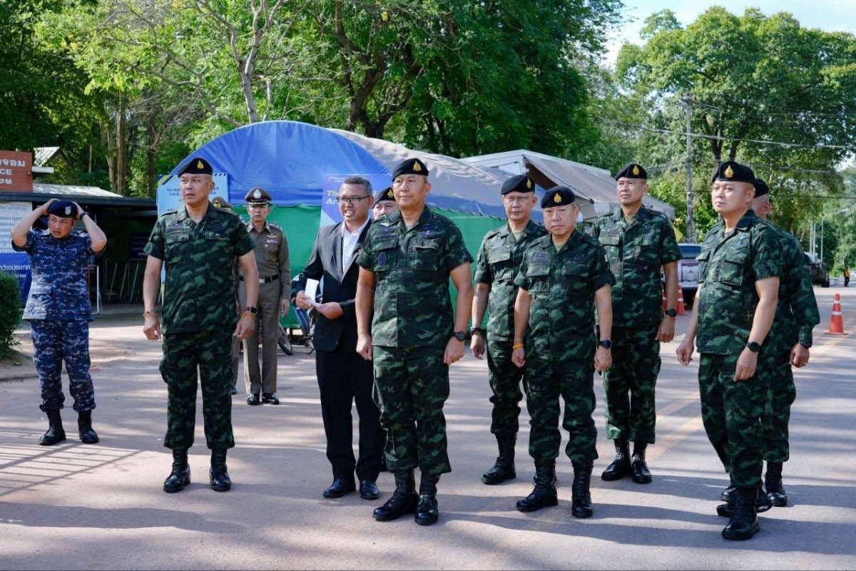 quân đội campuchia - thái lan tiến hành đàm phán giải quyết xung đột biên giới hình ảnh 2 quan doi campuchia - thai lan tien hanh dam phan giai quyet xung dot bien gioi hinh anh 2