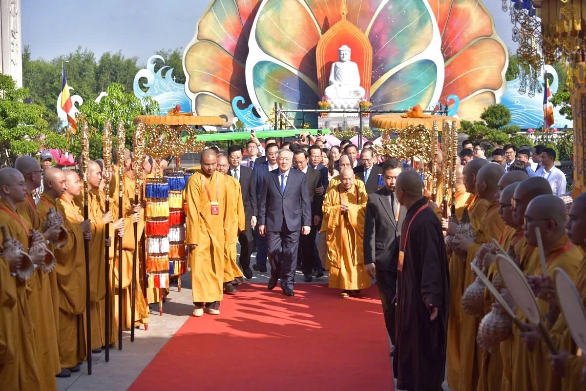 vesak 2025 closes, adopts ho chi minh city declaration picture 2 vesak 2025 closes, adopts ho chi minh city declaration picture 2