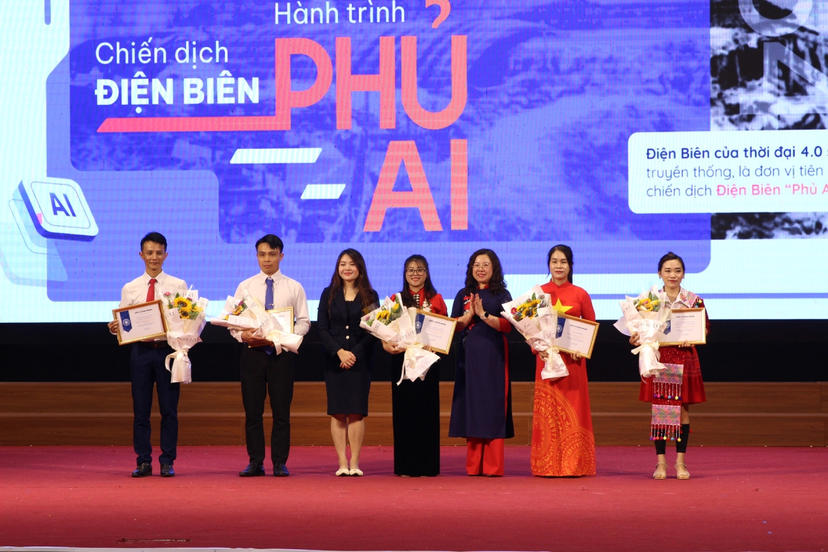 Điện biên phát động chiến dịch hành trình phủ ai và phong trào bình dân học vụ số hình ảnh 1 Dien bien phat dong chien dich hanh trinh phu ai va phong trao binh dan hoc vu so hinh anh 1