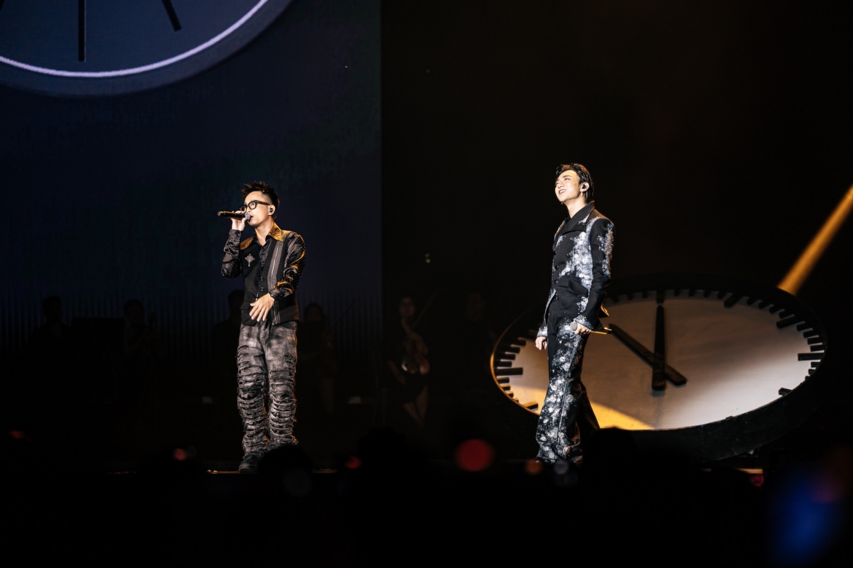 soobin chơi đàn bầu cùng bố, mang làng quê bắc bộ lên sân khấu live-concert hình ảnh 11 soobin choi dan bau cung bo, mang lang que bac bo len san khau live-concert hinh anh 11