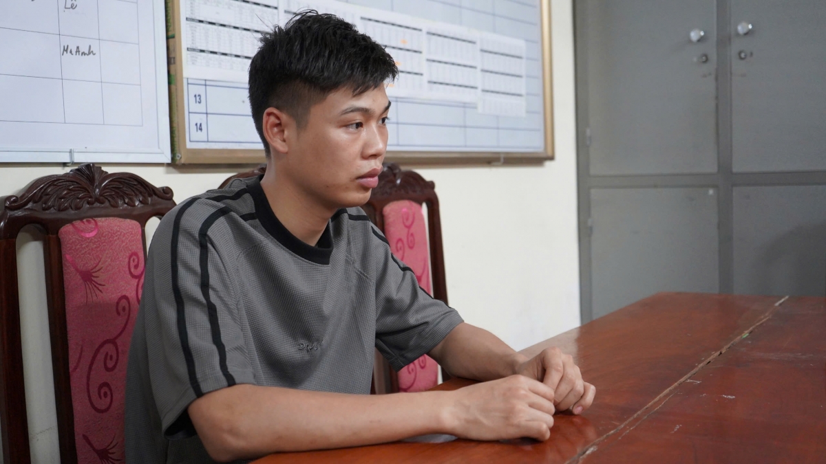 nam thanh nien phat tan clip nong de lam nhuc nguoi yeu cu hinh anh 1 nam thanh nien phat tan clip nong de lam nhuc nguoi yeu cu hinh anh 1