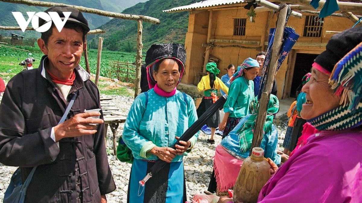 ethnic market in pho cao offers a glimpse into highland culture picture 19 ethnic market in pho cao offers a glimpse into highland culture picture 19