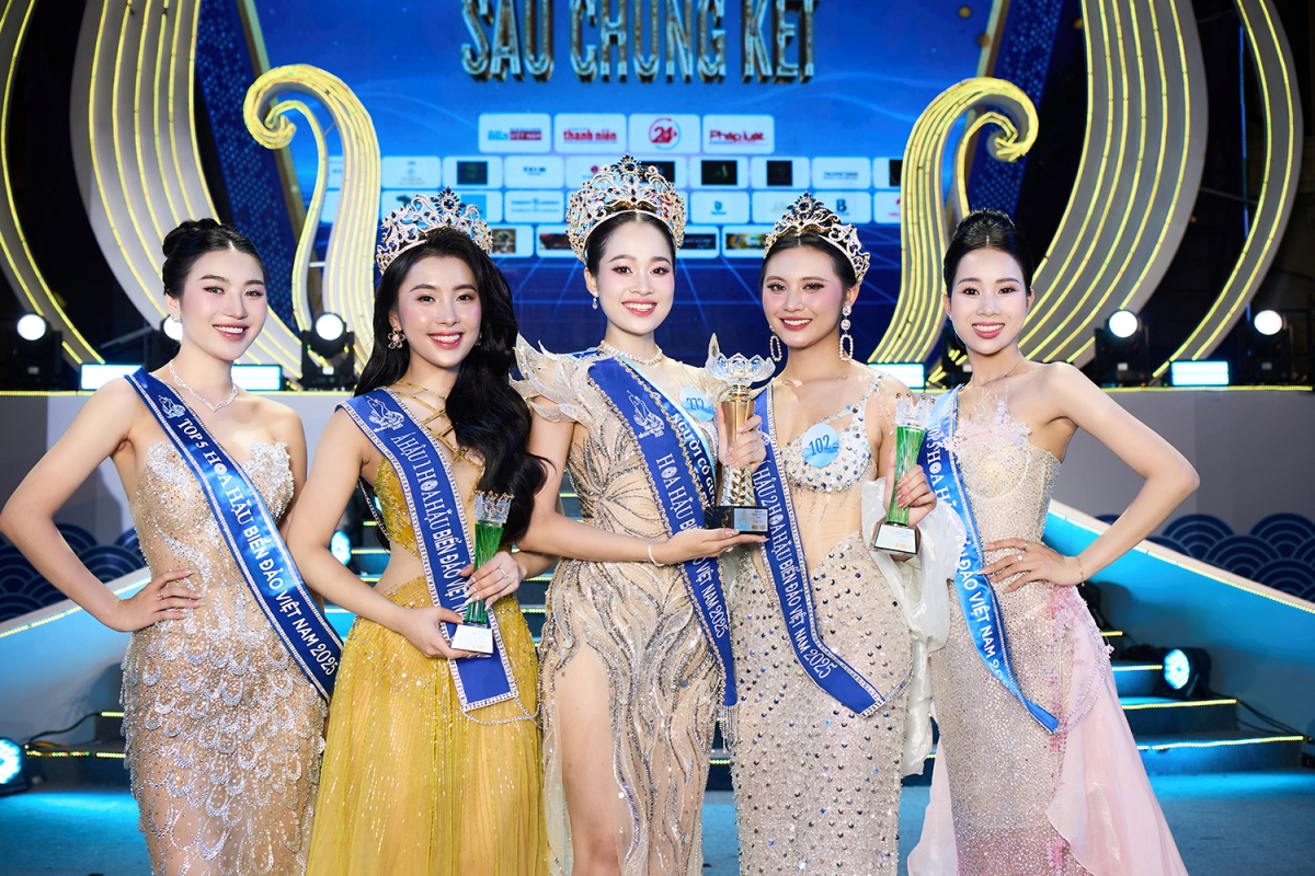 nu sinh thanh hoa dang quang hoa hau bien dao viet nam 2025 hinh anh 3 nu sinh thanh hoa dang quang hoa hau bien dao viet nam 2025 hinh anh 3