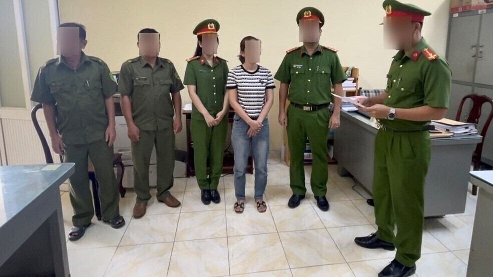 khởi tố nữ kế toán ở Đồng nai chiếm đoạt hơn 2 tỷ đồng của công ty hình ảnh 1 khoi to nu ke toan o Dong nai chiem doat hon 2 ty dong cua cong ty hinh anh 1