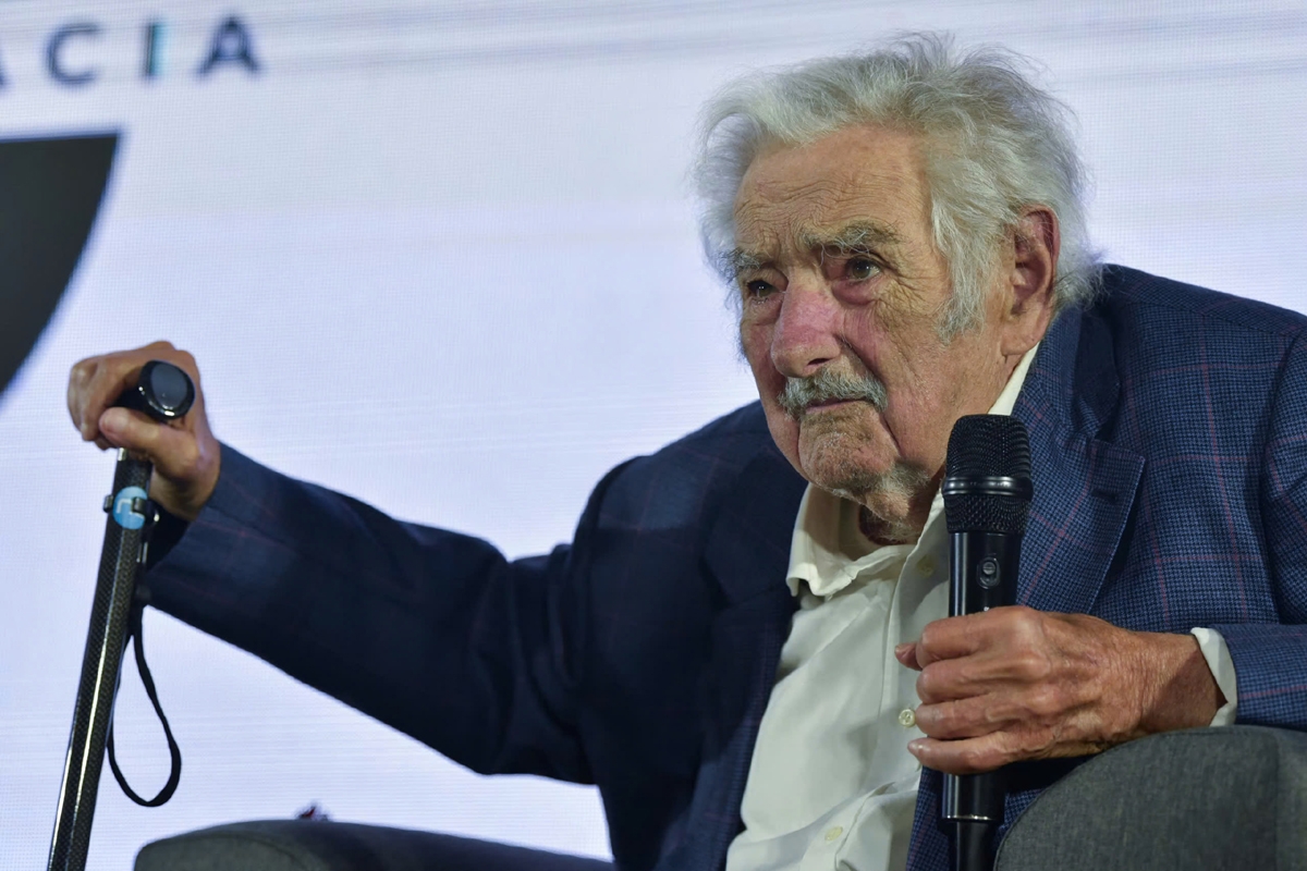 vietnam extends condolences to uruguay over former president mujica s passing picture 1