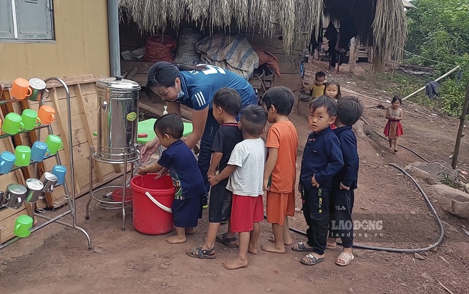cải cách lương giáo viên không chỉ là chuyện tăng lương mà còn là giữ lửa nghề giáo hình ảnh 2 cai cach luong giao vien khong chi la chuyen tang luong ma con la giu lua nghe giao hinh anh 2