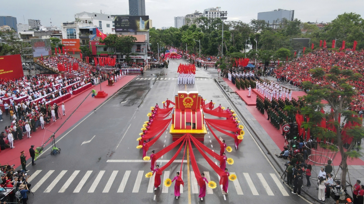 70 năm Ngày giải phóng Hải Phòng: Niềm tin và khát vọng vươn mình