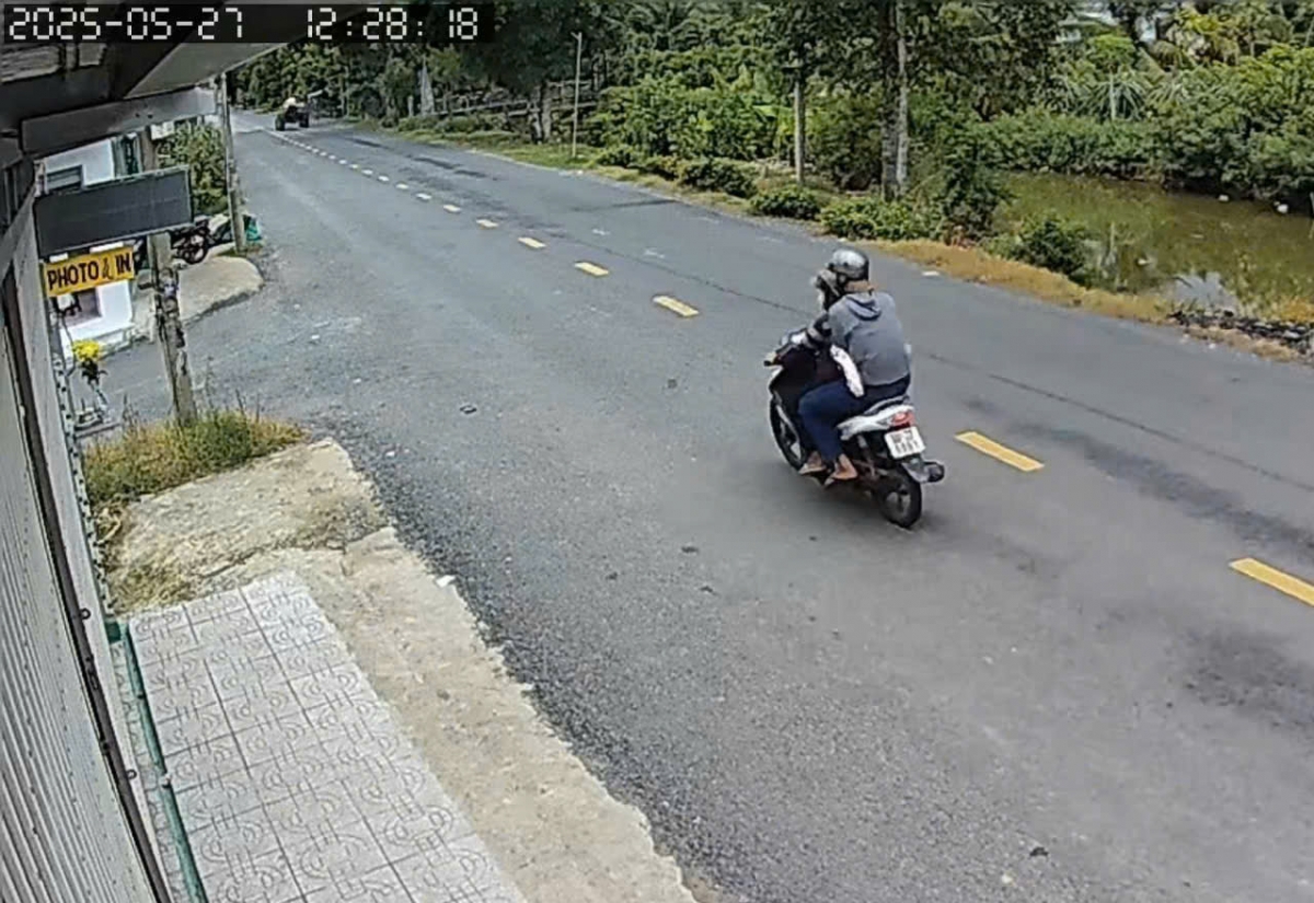 tiền giang hai tên cướp đem hung khí xông vào nhà dân để cướp hình ảnh 2 tien giang hai ten cuop dem hung khi xong vao nha dan de cuop hinh anh 2