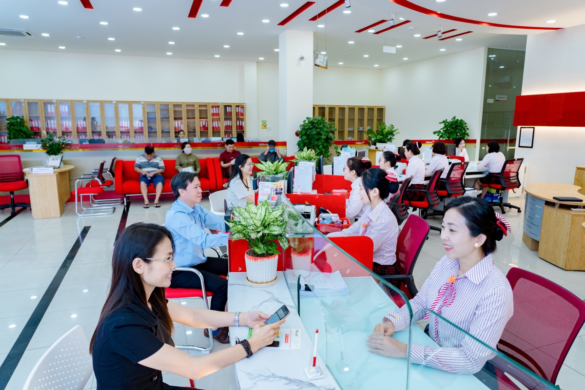 hdbank mở gói vay ưu đãi 20.000 tỷ đồng cho doanh nghiệp hạ tầng và công nghệ số hình ảnh 1 hdbank mo goi vay uu dai 20.000 ty dong cho doanh nghiep ha tang va cong nghe so hinh anh 1