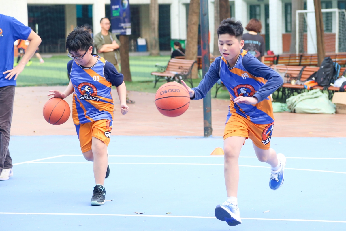 Doi bong ro nha trang dolphins hop tac dao tao tre voi gisa huong toi sea games hinh anh 4