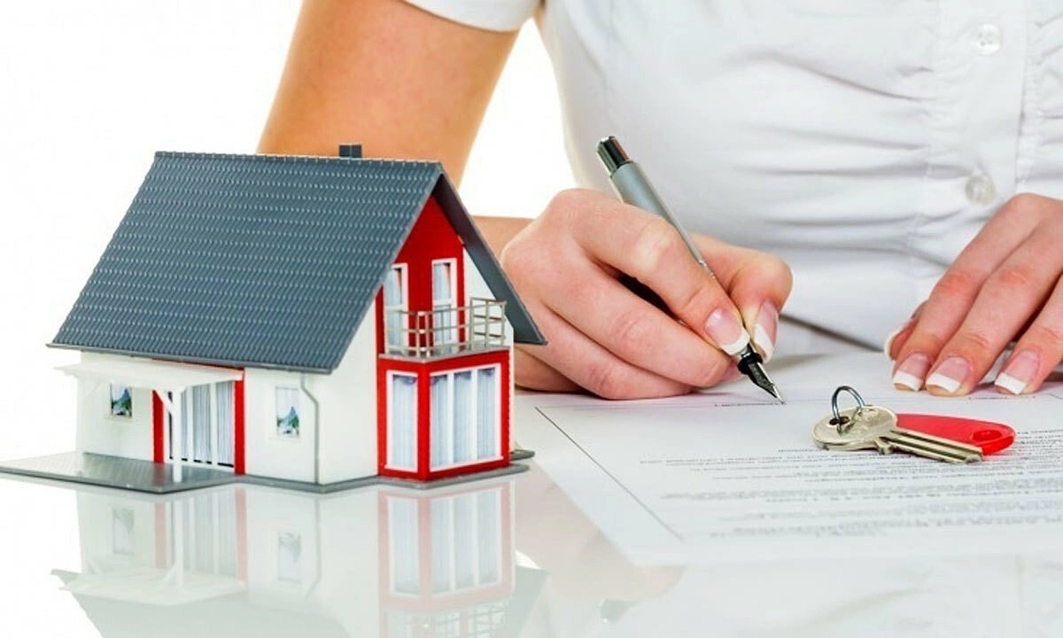 Mua chung đất nhưng không có tên trên sổ đỏ, tôi phải làm sao?