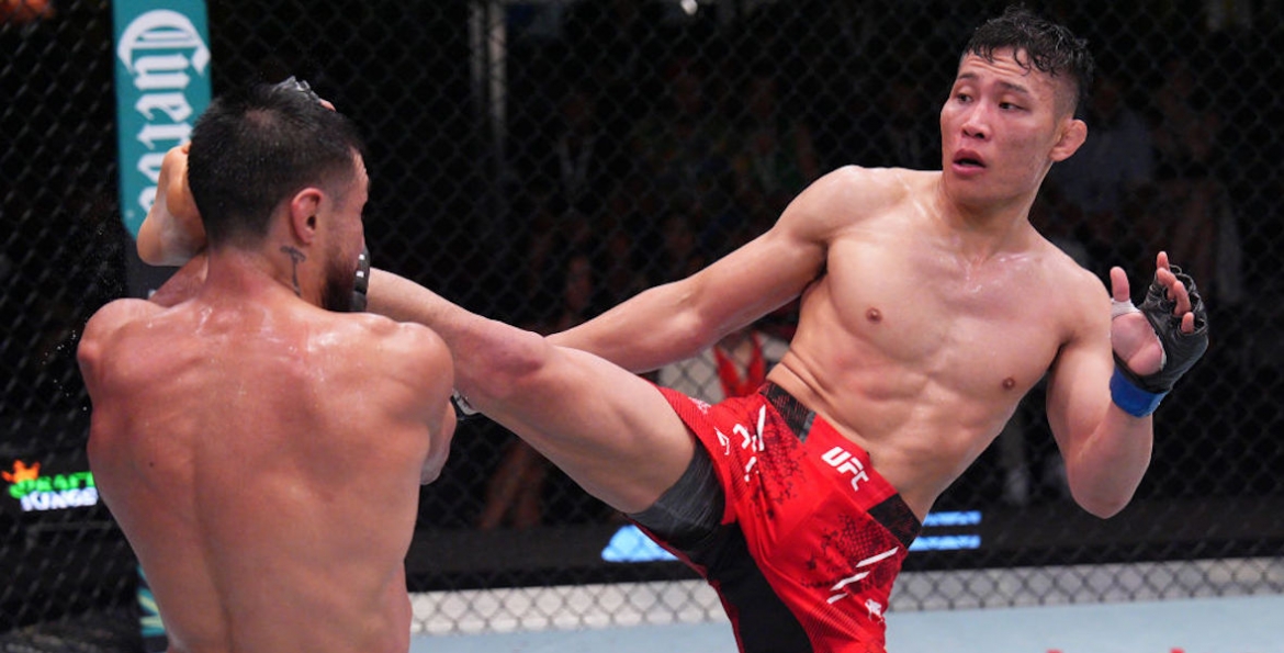 phong van doc quyen vo si quang le Dai dien viet nam o ufc nhu mot giac mo hinh anh 3