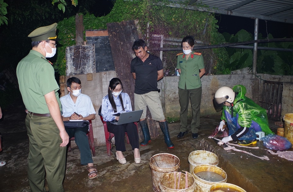 hà nam tiêu hủy gần 3 tấn thịt lợn nhiễm virus tại cơ sở giết mổ trái phép hình ảnh 1 ha nam tieu huy gan 3 tan thit lon nhiem virus tai co so giet mo trai phep hinh anh 1