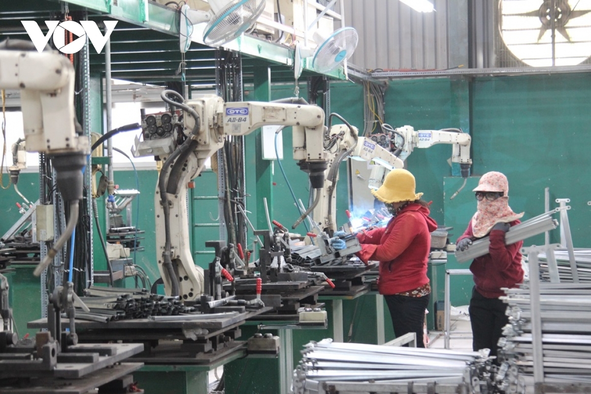 industrial production grows steadily as 62 out of 63 provinces record increases picture 1