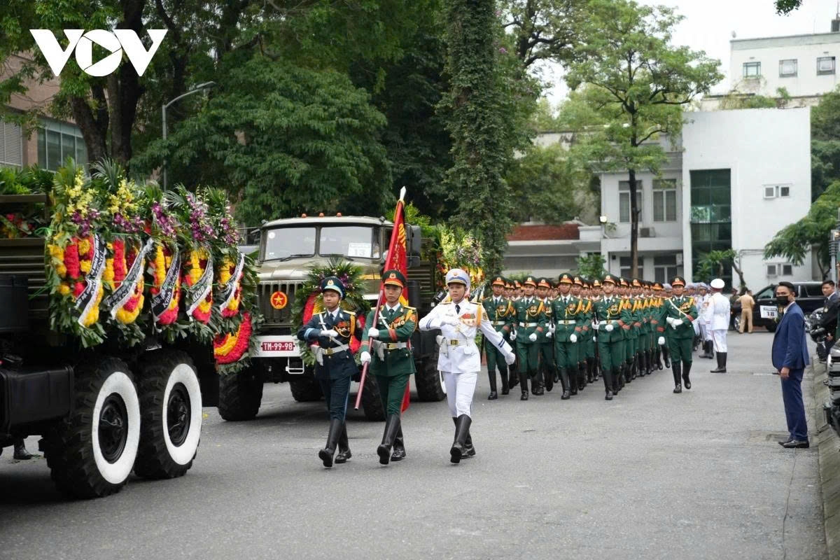 memorial service, funeral procession for former president tran duc luong picture 11 memorial service, funeral procession for former president tran duc luong picture 11